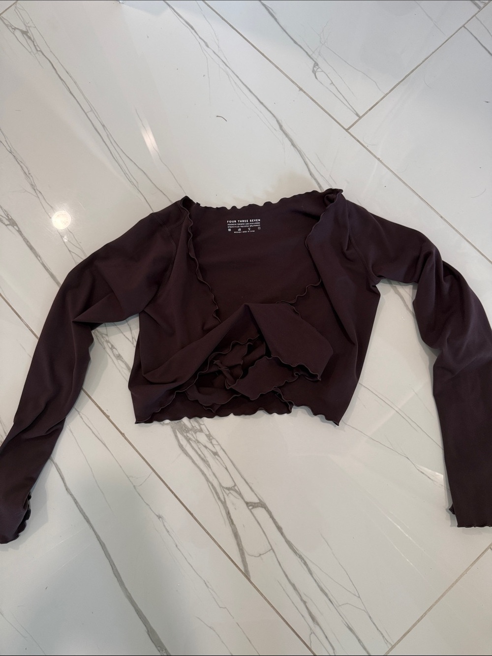 437 Scalloped Edge Long-Sleeve Crop Top in Dark Brown